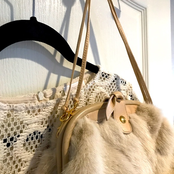 Beautiful genuine mink & leather Preston & York purse in excellent condition - Picture 14 of 15